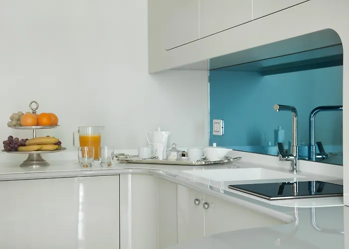 Jr Grande Delle Nazioni מלון