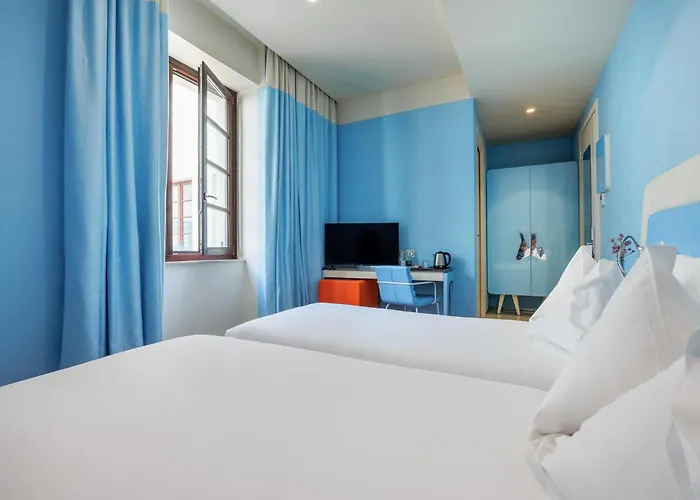 Jr Grande Delle Nazioni מלון