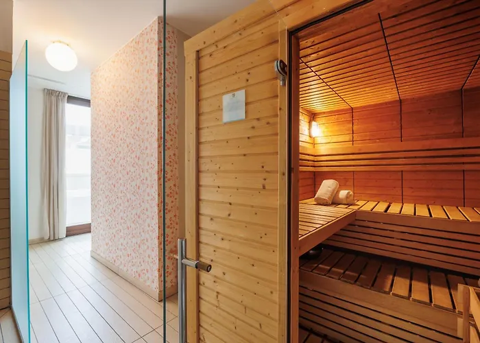 Jr Grande Delle Nazioni מלון בארי