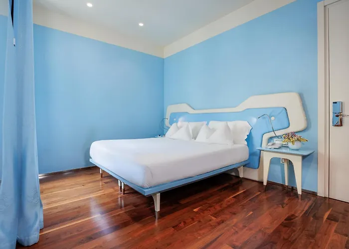 Jr Grande Delle Nazioni מלון