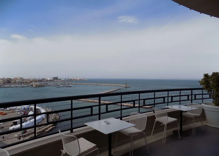 מלון Jr Grande Delle Nazioni 5*